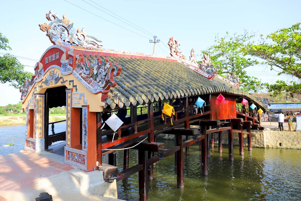 Tổng thể kiến trúc của cầu ngói Thanh Toàn